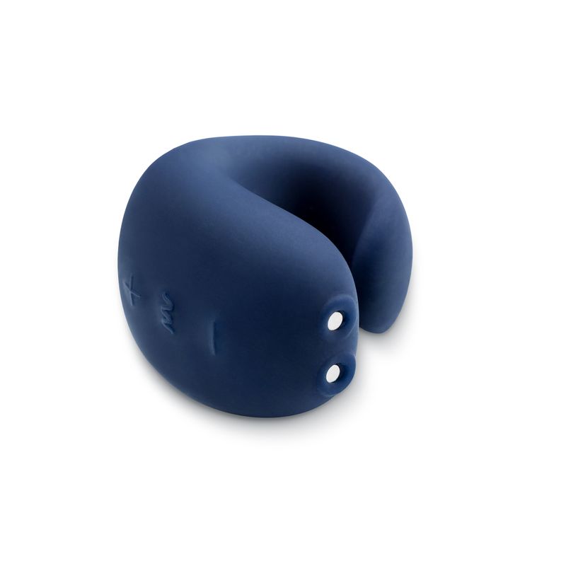 Gring Ocean Blue, a remote control finger vibrator designed for sensitivity and compatibility with Fun Toys.