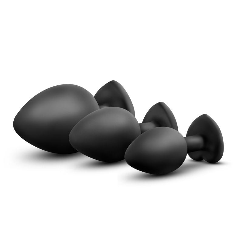 Luxe Bling Plugs Training Kit Black With Clear Gems featuring black silicone plugs in small, medium, and large sizes.