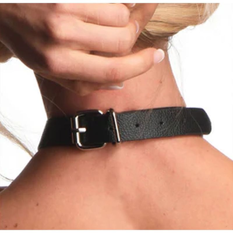 Female Body Harness Black S/M showing adjustable collar at the back of the neck, made of vegan PU leather.