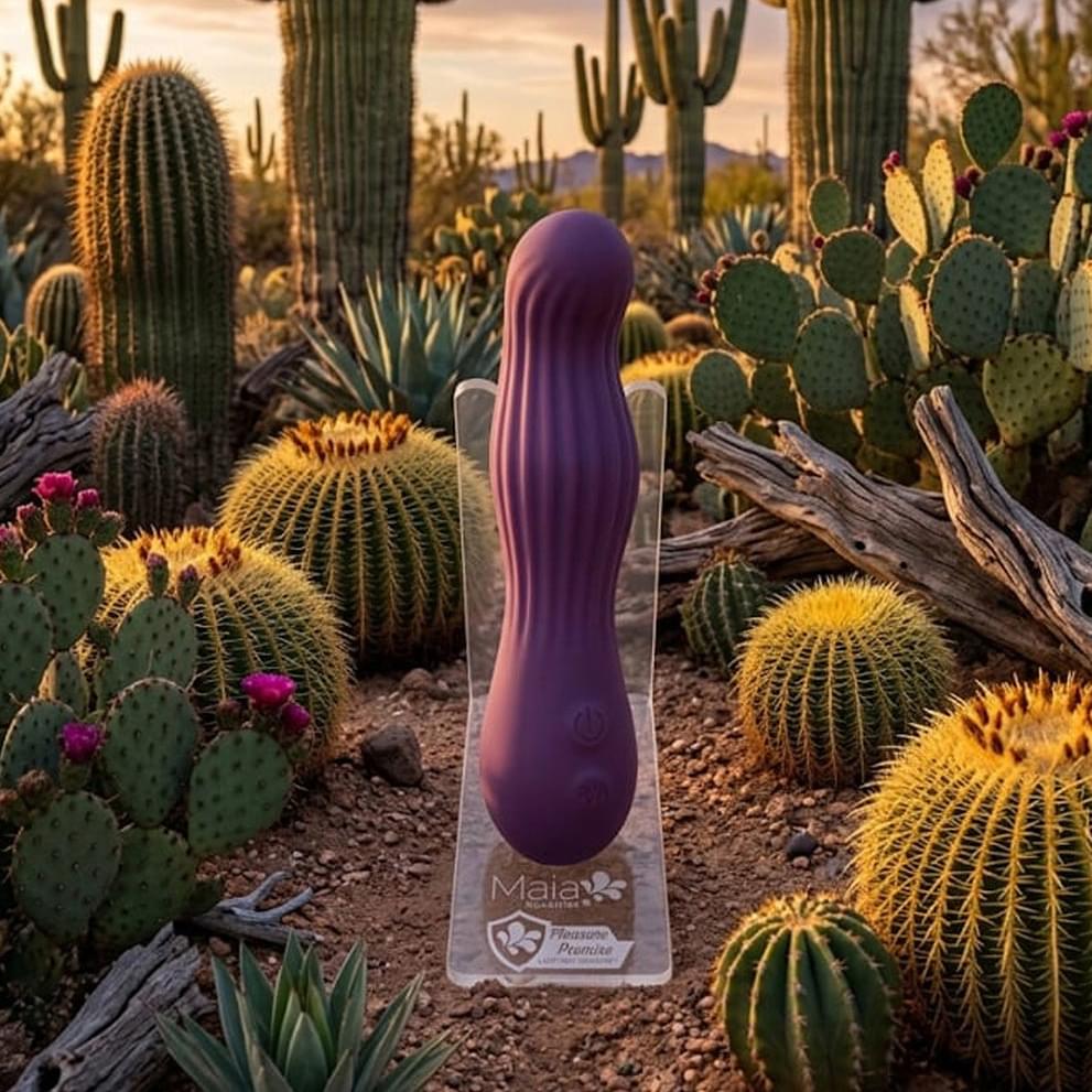 Maia MESA -  15.2 cm USB Rechargeable Vibrator
