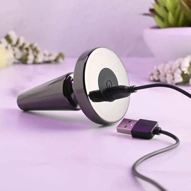 Evolved BEGINNER METAL PLUG - Black  11.2 cm USB Rechargeable Vibrating Butt Plug Evolved Discreet Intimate Essentials.