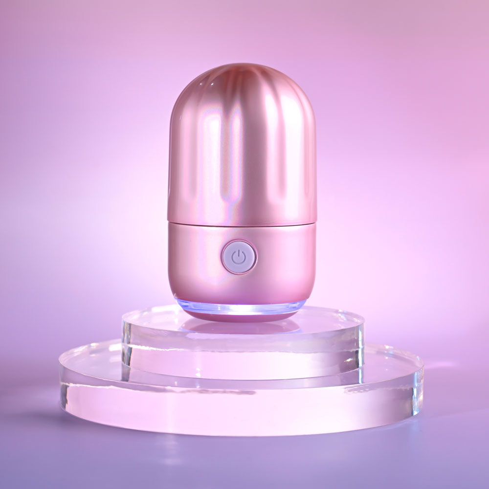 Evolved VACATION VIBES - TAPPING -  8.5 cm USB Rechargeable Tapping Stimulator on a sleek display.