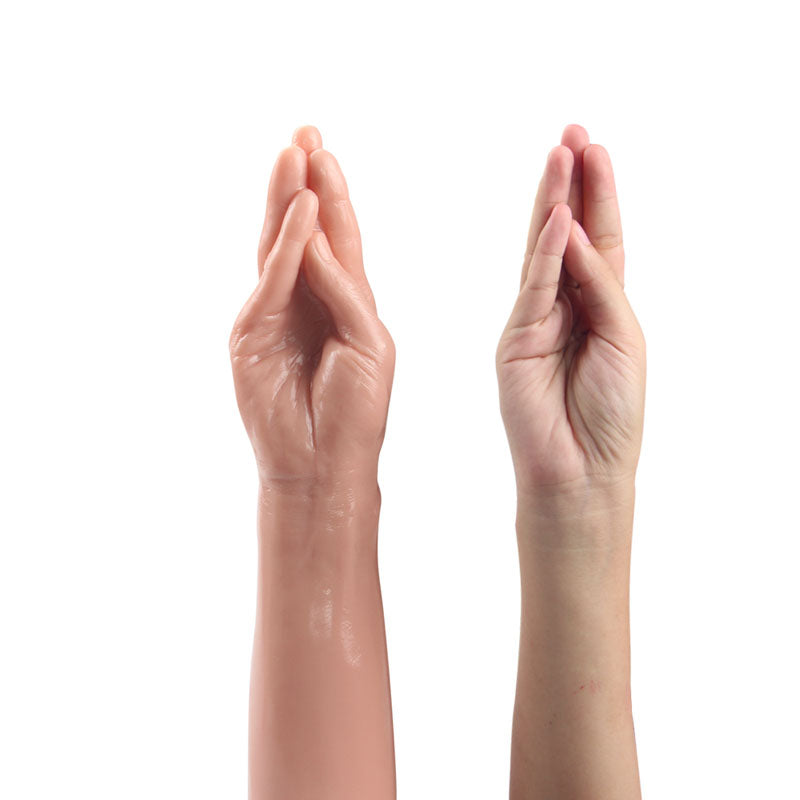 King Sized 13.5'' Realistic Magic Hand - 36 cm Hand Dildo comparison of realistic and regular hands