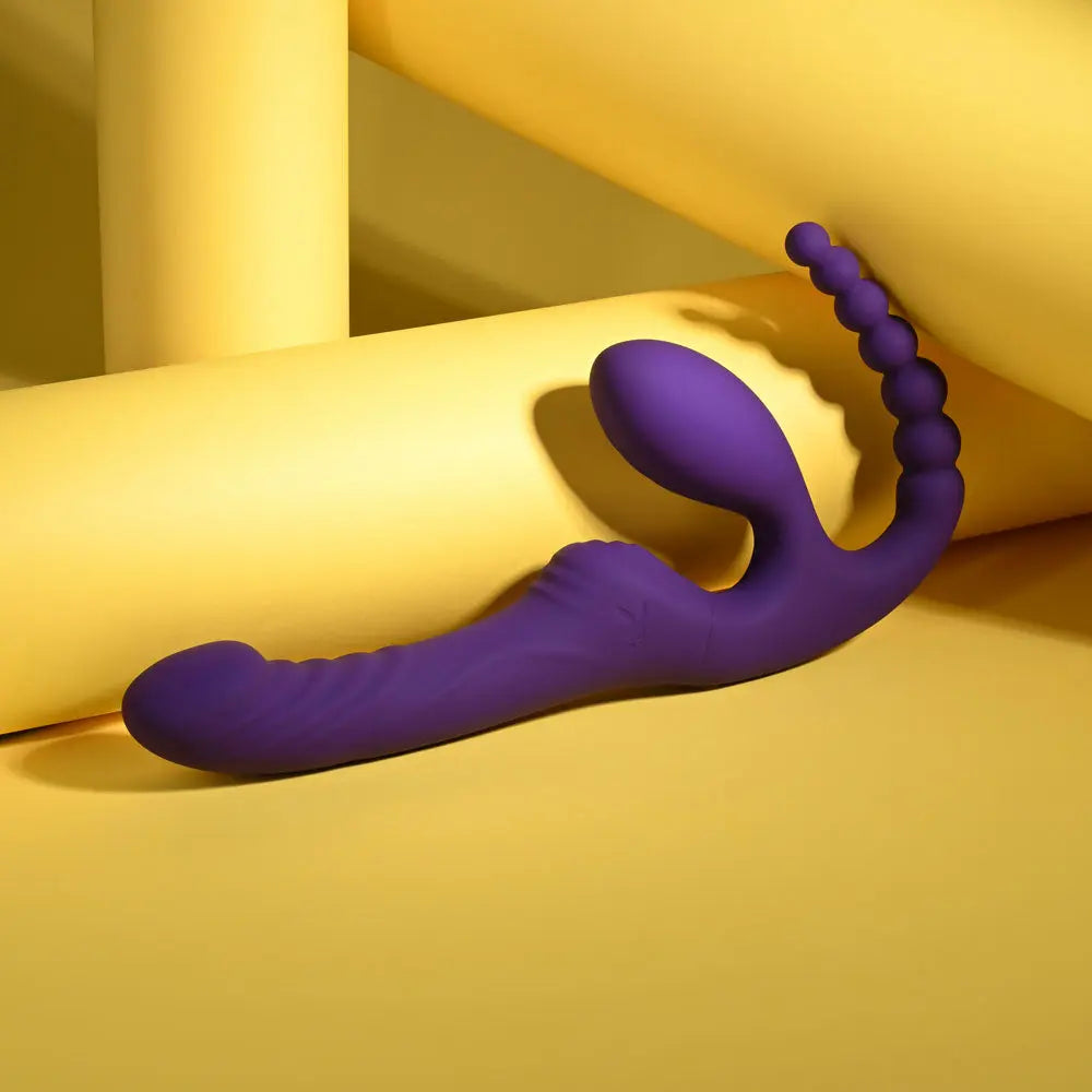 Playboy Pleasure HUG IT OUT -  29 cm USB Rechargeable Strapless Strap-On Playboy Pleasure Discreet Intimate Essentials.