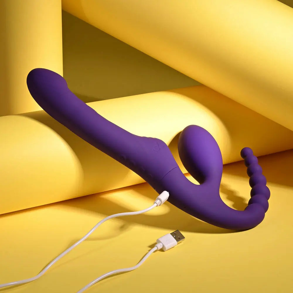 Playboy Pleasure HUG IT OUT -  29 cm USB Rechargeable Strapless Strap-On Playboy Pleasure Discreet Intimate Essentials.