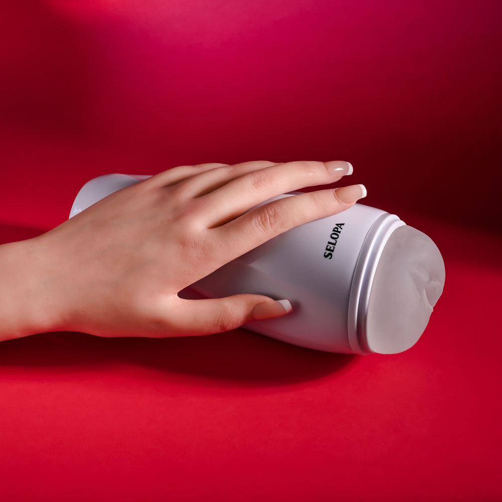 Selopa PLEASURE CAN - intimate essentials for her, perfect for enhancing your pleasure and enjoyment.