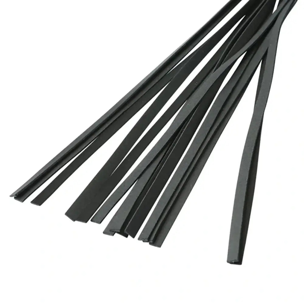 Sex & Mischief Mahogany Flogger - 76 cm Flogger Whip with Wooden Handle Sportsheets Discreet Intimate Essentials.
