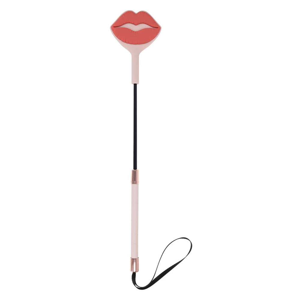 Sex & Mischief Peaches n CreaMe Kiss Crop - Peach Lip Tipped Crop Whip for intimate essentials.