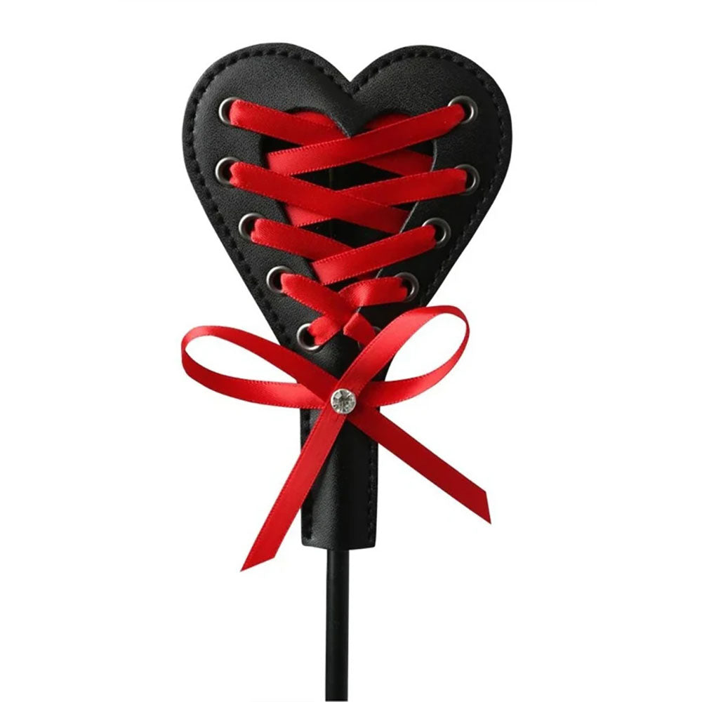 แส้ Sex & Mischief Heart Beat Crop - แส้ขนาด 37.5 ซม. สีแดง