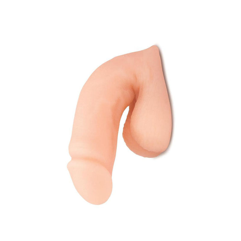 WhipSmart 6'' Showing Packer - 15.2 cm Packer for intimate essentials, featuring a realistic look and feel.