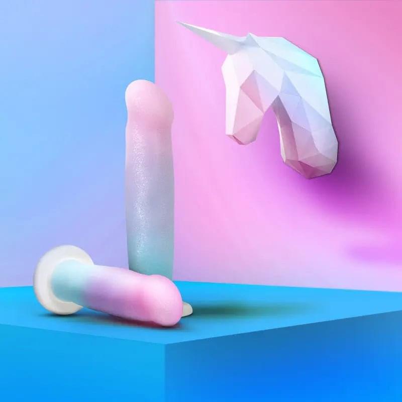 Avant - D17 - Lucky - Rainbow 20.3 cm Dong Blush Novelties Discreet Intimate Essentials.