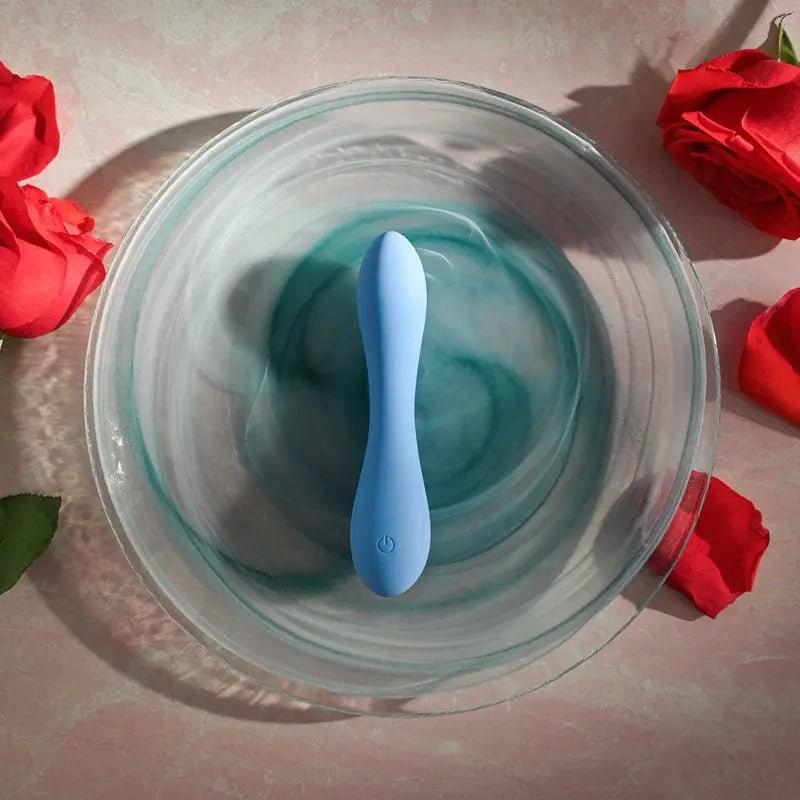 Evolved  CRUSH -  12 cm USB Rechargeable Mini Vibrator Evolved Discreet Intimate Essentials.