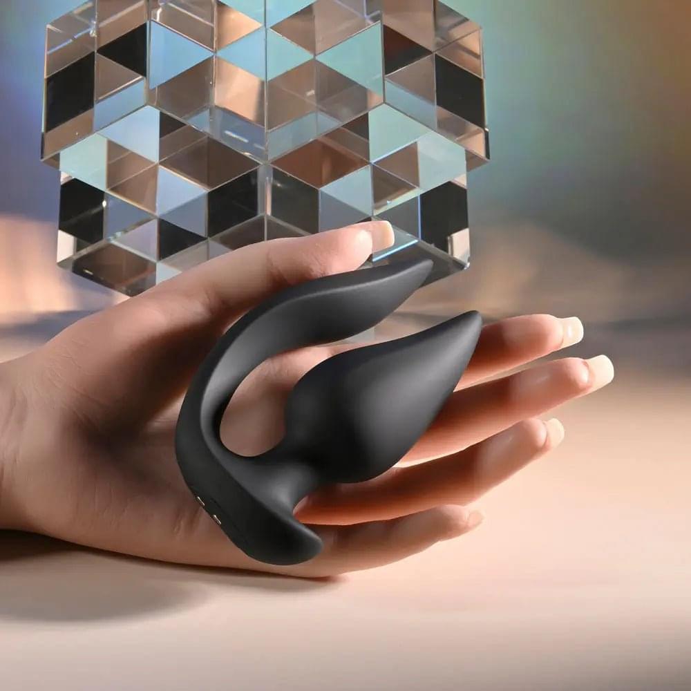 Evolved THE GENIE -  11.2 cm USB Rechargeable Vibrating Plug with Wireless Remote Evolved Discreet Intimate Essentials.