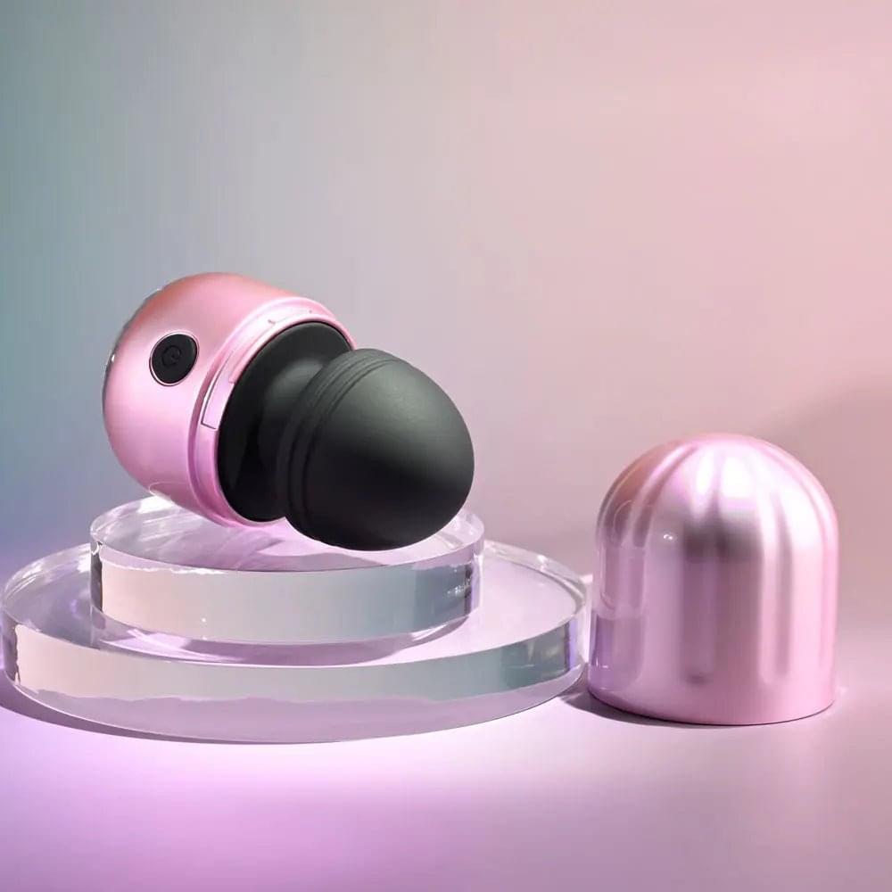Evolved VACATION VIBES - VIBRATING - /Black 8.5 cm USB Rechargeable Vibrating Stimulator Evolved Discreet Intimate Essentials.
