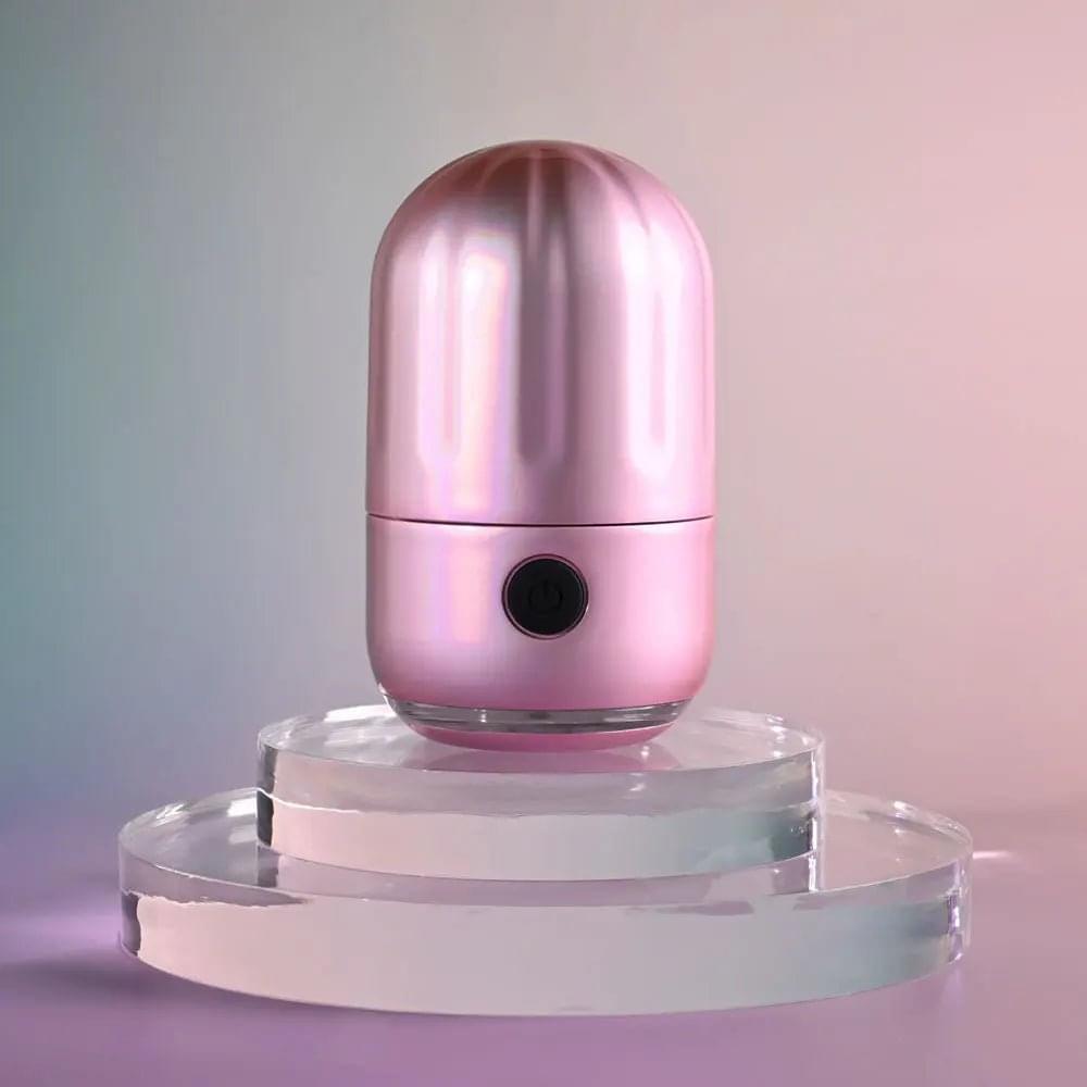 Evolved VACATION VIBES - VIBRATING - /Black 8.5 cm USB Rechargeable Vibrating Stimulator Evolved Discreet Intimate Essentials.