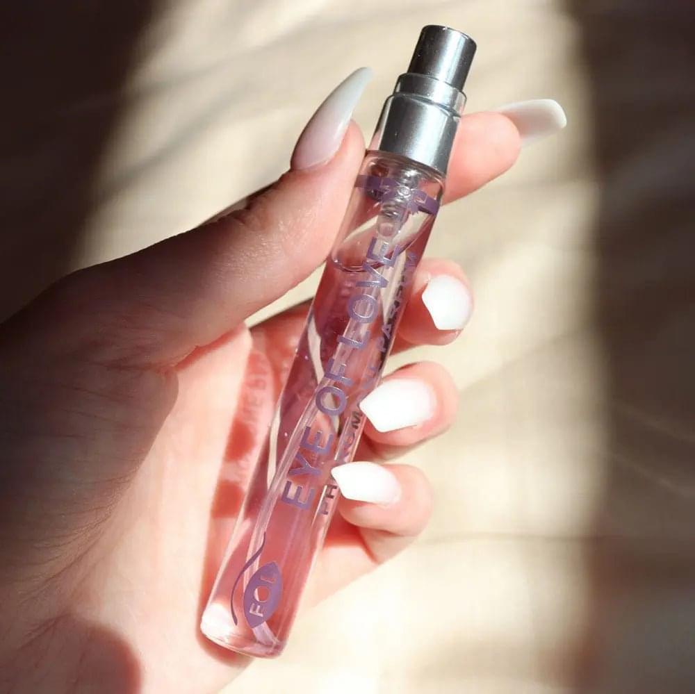 Eye Of Love Morning Glow Pheromone Perfume - 10 ml - Energising Pheromone Perfume for Women to attract Men - 10 ml Spray Eye Of Love Discreet Intimate Essentials.