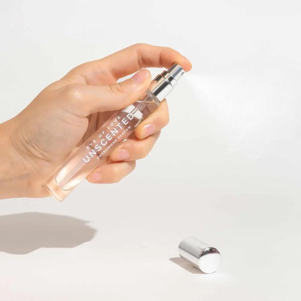 Eye Of Love Unscented Pheromone Perfume - 10 ml - Unscented Pheromone Perfume for Women to attract Men - 10 ml Spray Eye Of Love Discreet Intimate Essentials.
