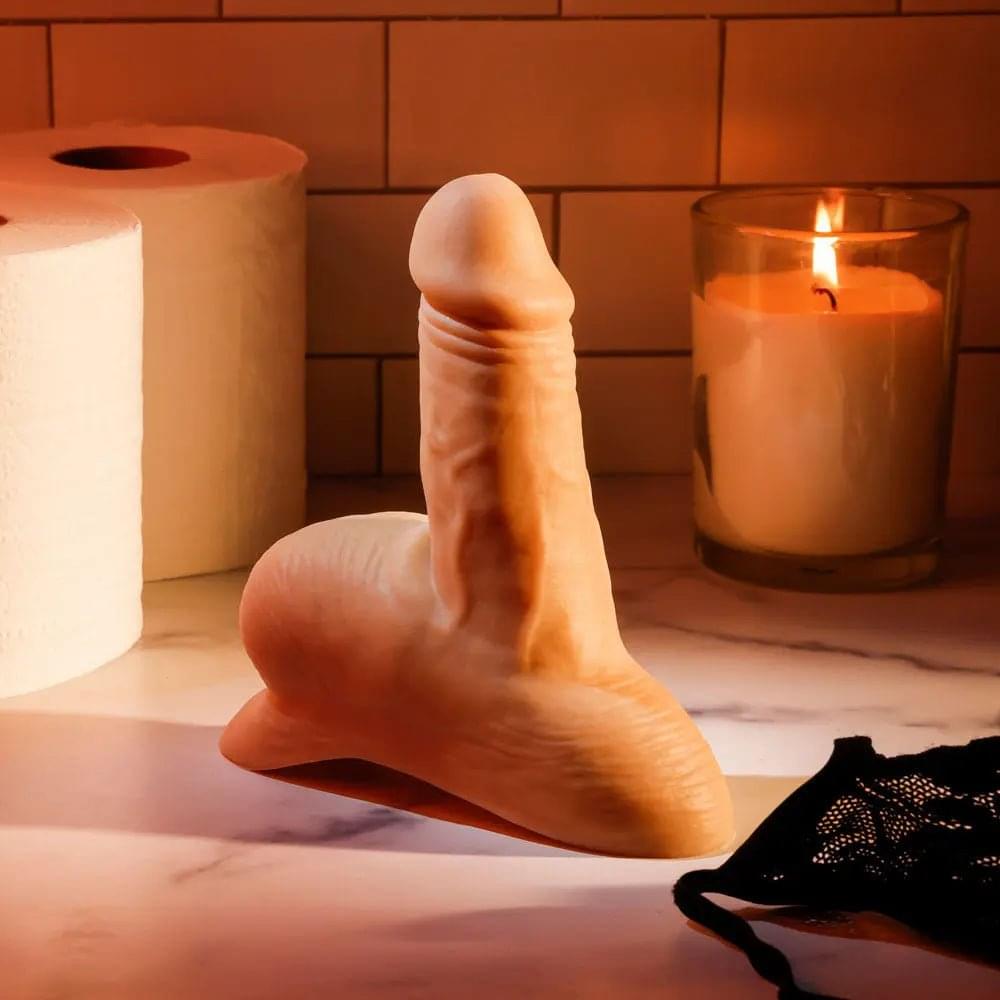 Gender X STAND TO PEE - Light -  Realistic Stand-To-Pee Funnel Gender X Discreet Intimate Essentials.