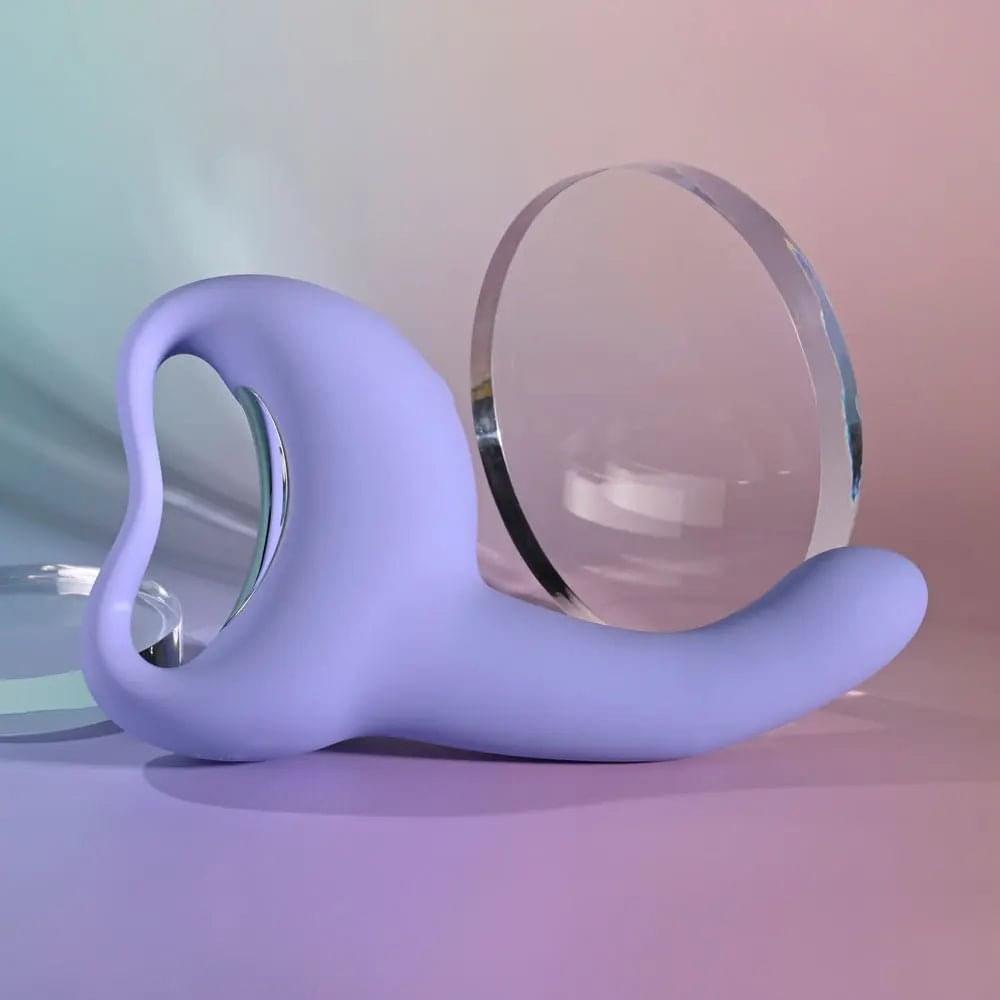 Playboy Pleasure NICE TO MEET YOU -  19.5 cm USB Rechargeable Vibrator Playboy Pleasure Discreet Intimate Essentials.