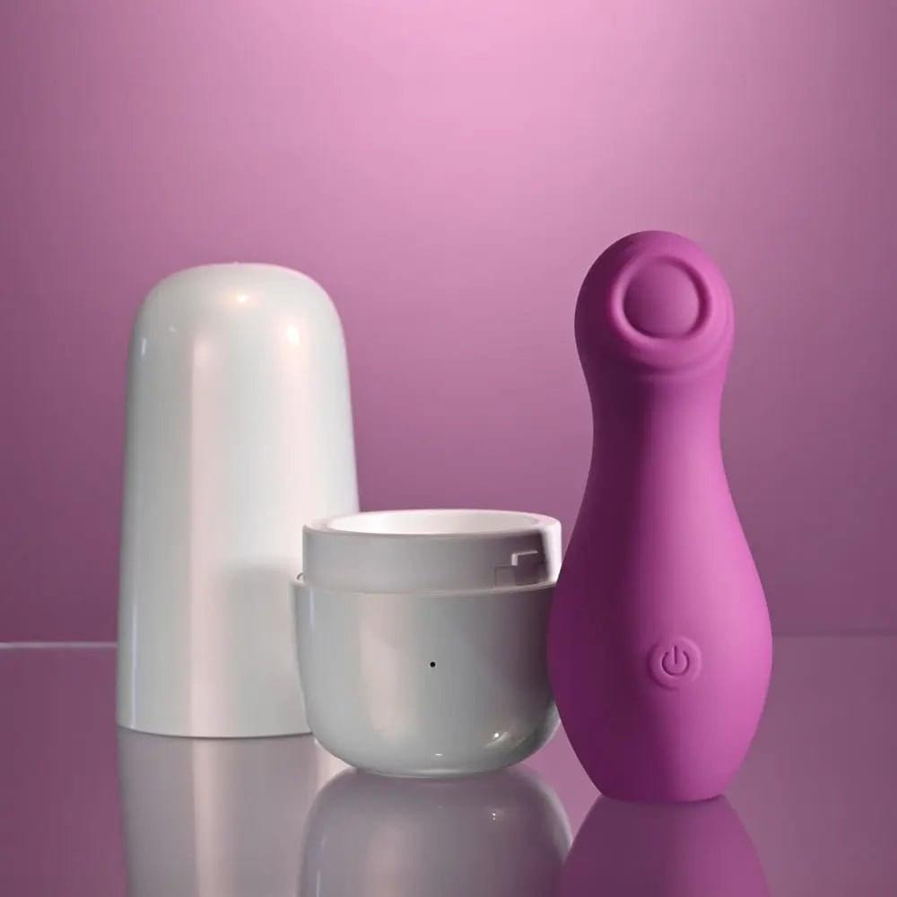 Playboy Pleasure THE JET SET - TAPPING -  10.2 cm Tapping Stimulator with Charging Case Playboy Pleasure Discreet Intimate Essentials.