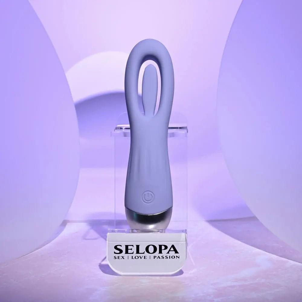 Selopa IN A FLAP -  15 cm USB Rechargeable Flicking Stimulator Selopa Discreet Intimate Essentials.