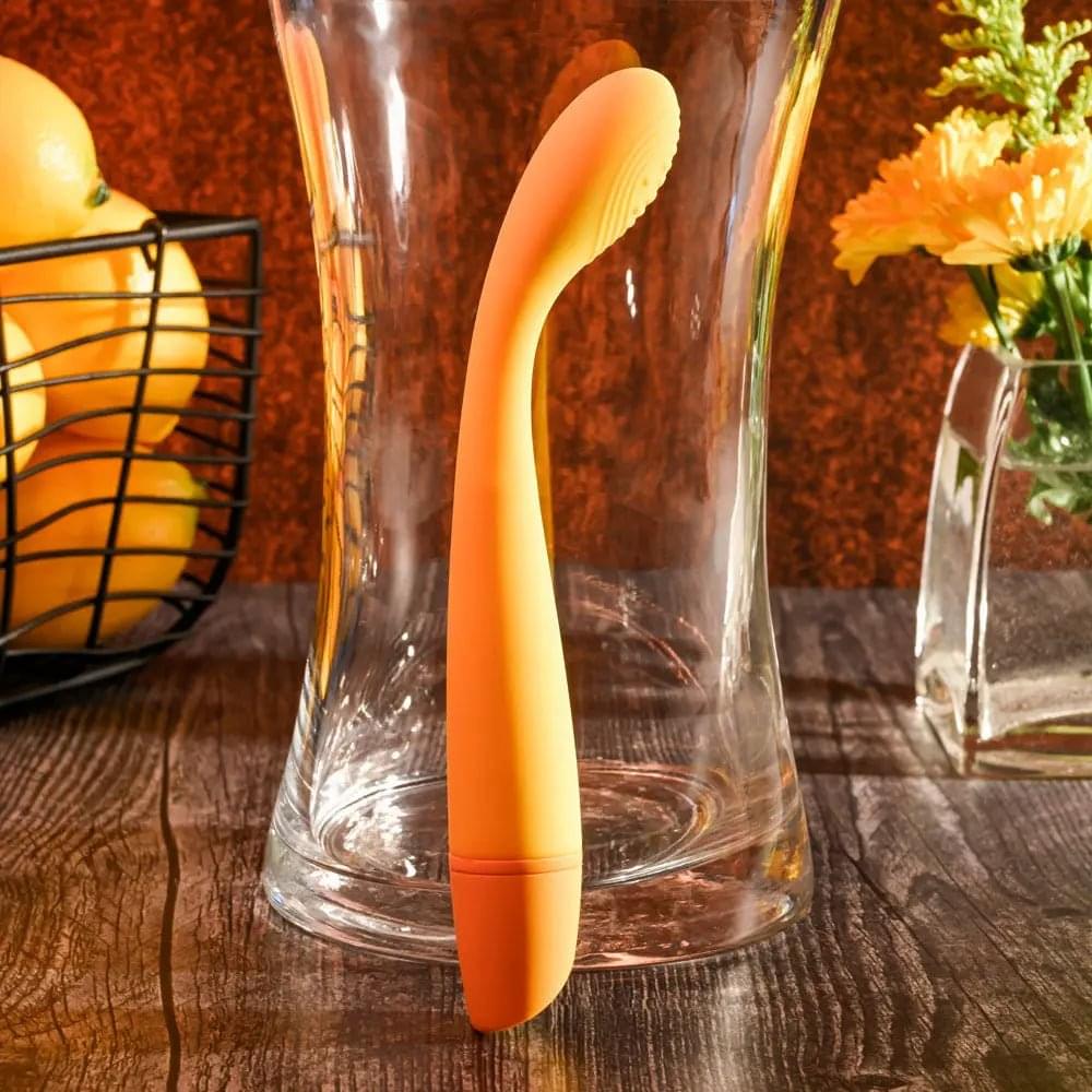 Selopa LEMON SQUEEZE -  18.4 cm USB Rechargeable Vibrator Selopa Discreet Intimate Essentials.