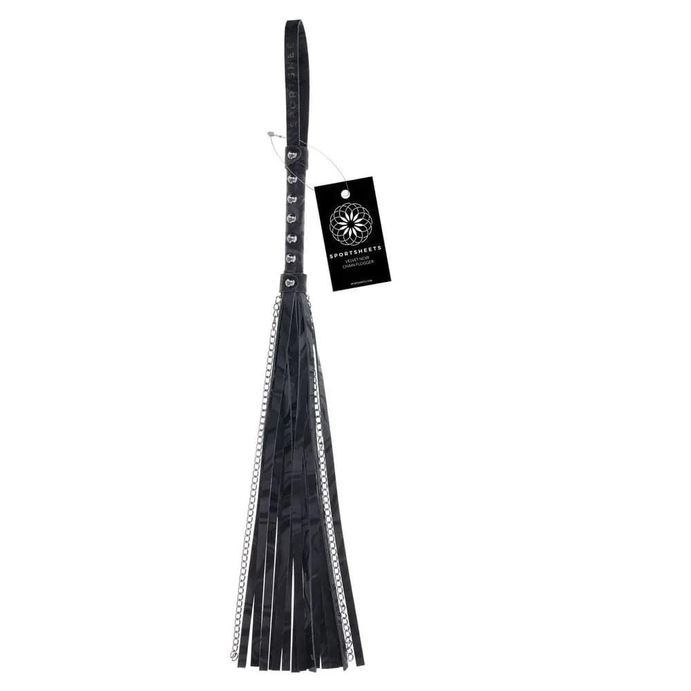 SPORTSHEETS Velvet Noir Chain Flogger -  43 cm Flogger Whip Sportsheets Discreet Intimate Essentials.