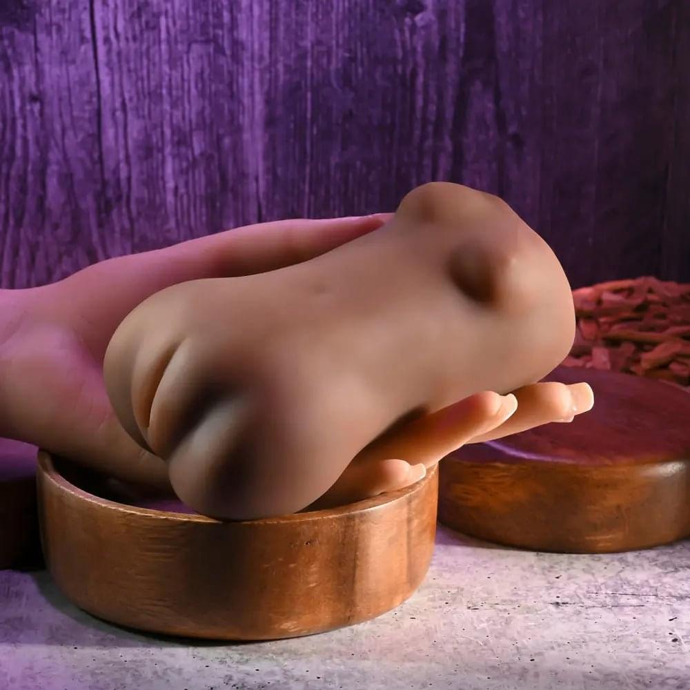 Zero Tolerance SKLYER NICOLE WET N READY -  Vagina Stroker with Free Movie Download Zero Tolerance Discreet Intimate Essentials.